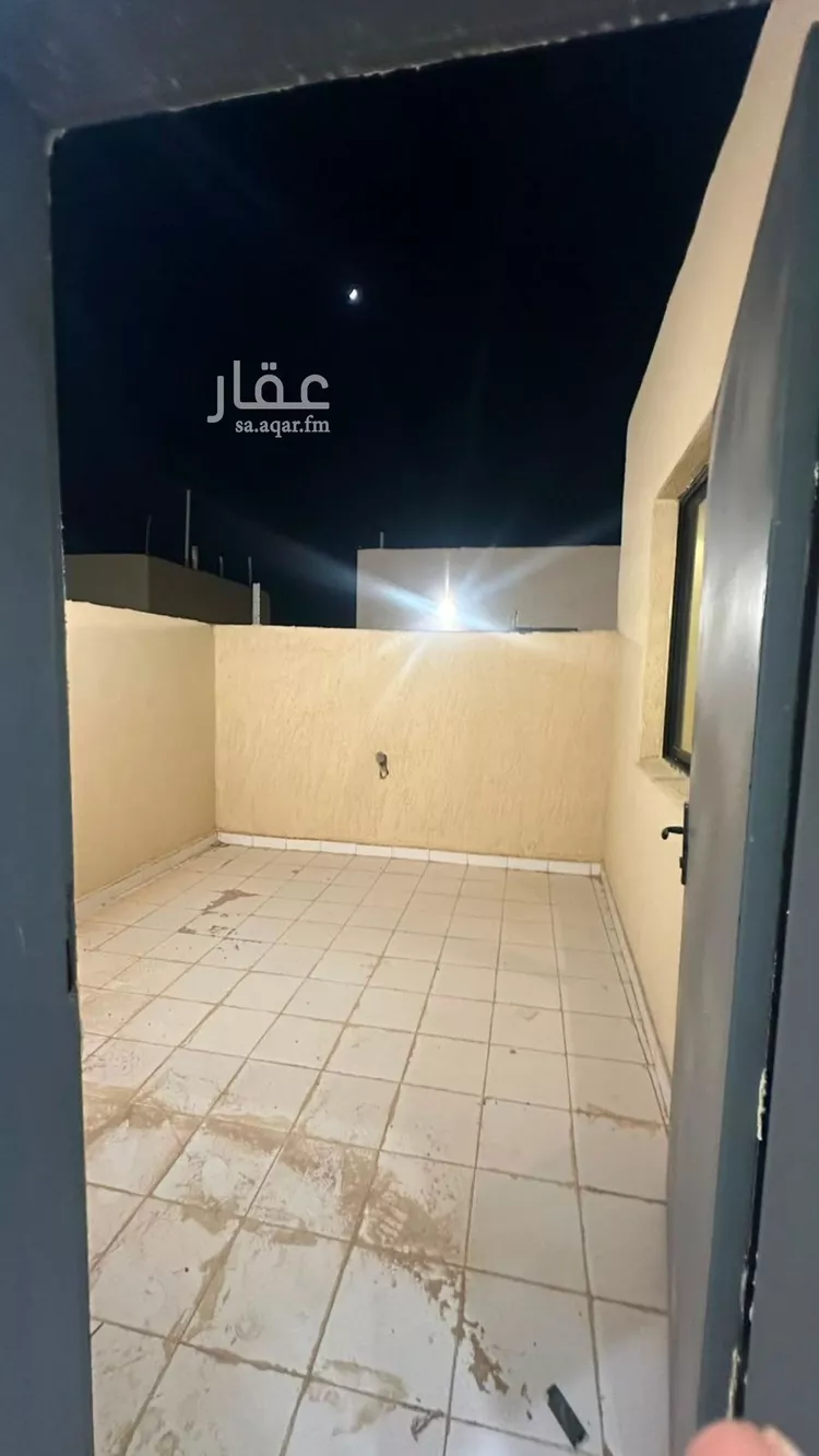 فيلا للإيجار في شارع بعلبك, حي عكاظ, مدينة الرياض, منطقة الرياض صورة 2