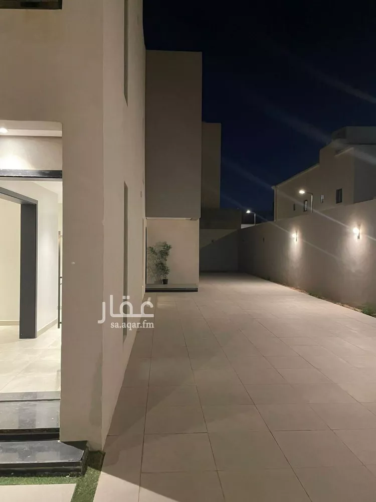 فيلا للإيجار في شارع بعلبك, حي عكاظ, مدينة الرياض, منطقة الرياض صورة 3