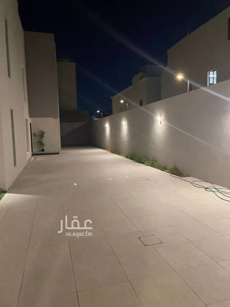فيلا للإيجار في شارع بعلبك, حي عكاظ, مدينة الرياض, منطقة الرياض