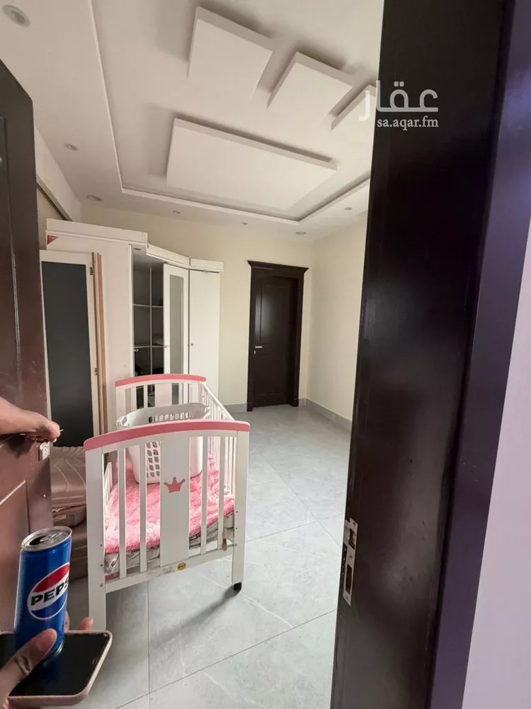 فيلا للإيجار في شارع عماد الدين بن النحاس, حي بدر, مدينة الرياض, منطقة الرياض صورة 2
