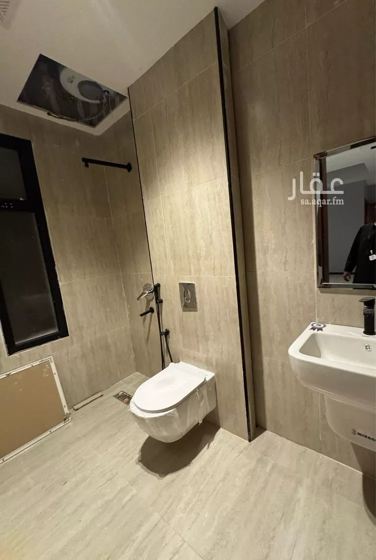 دور للبيع في شارع الغساني, حي المرجان, مدينة الرياض, منطقة الرياض صورة 5