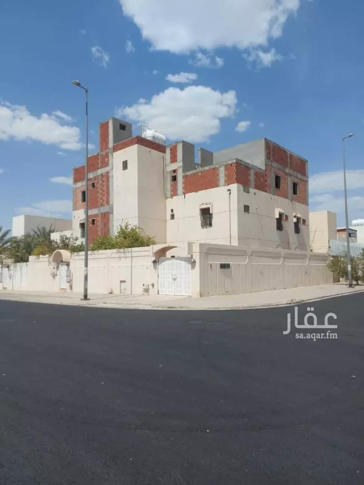 فيلا للبيع في شارع برتا ابن الاسود, حي الإسكان, مدينة المدينة المنورة, منطقة المدينة المنورة