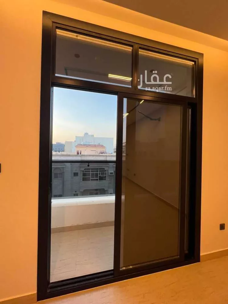 شقة للإيجار في شارع عباس الحلوانى, حي الروضة, مدينة جدة, منطقة مكة المكرمة