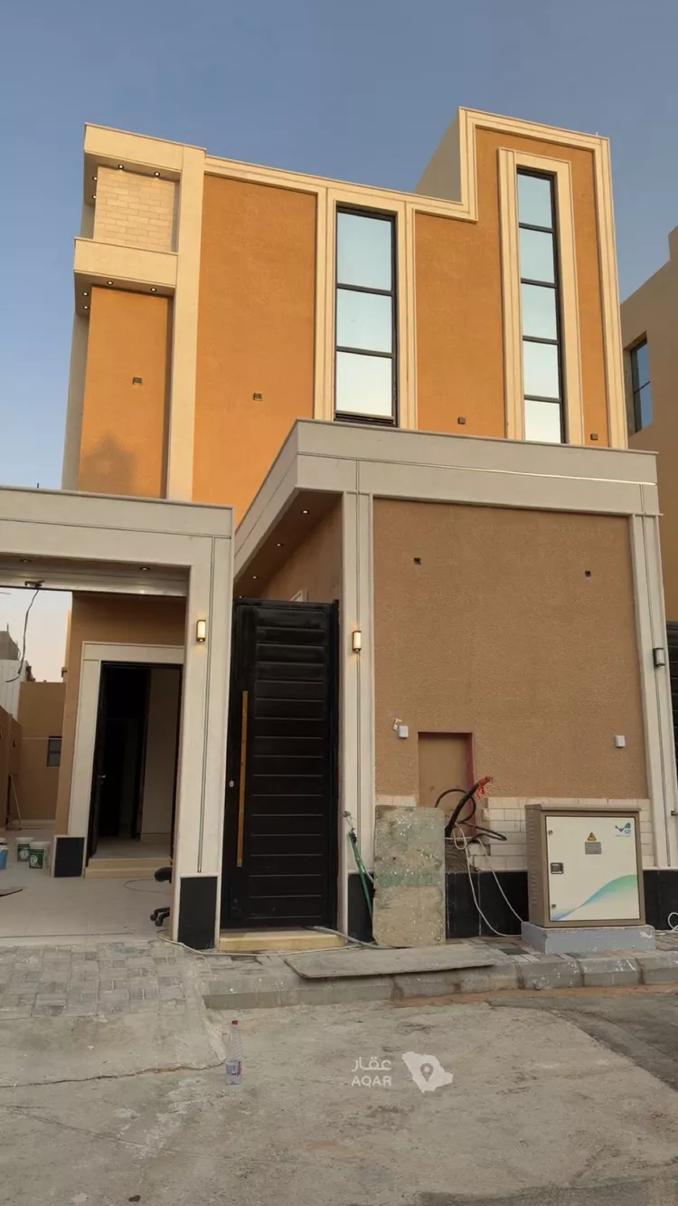 دور للبيع في شارع الحجل ، حي ديراب ، الرياض ، منطقة الرياض