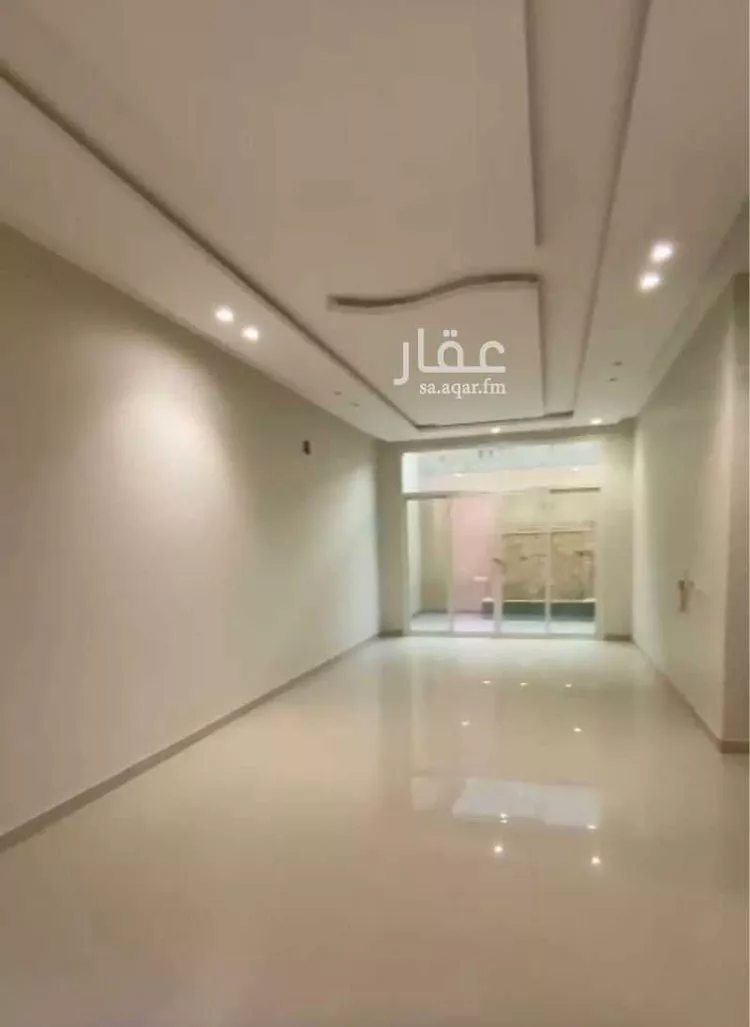 فيلا للبيع في شارع علي بن الحسن الخزرجي ، حي عكاظ ، الرياض ، منطقة الرياض