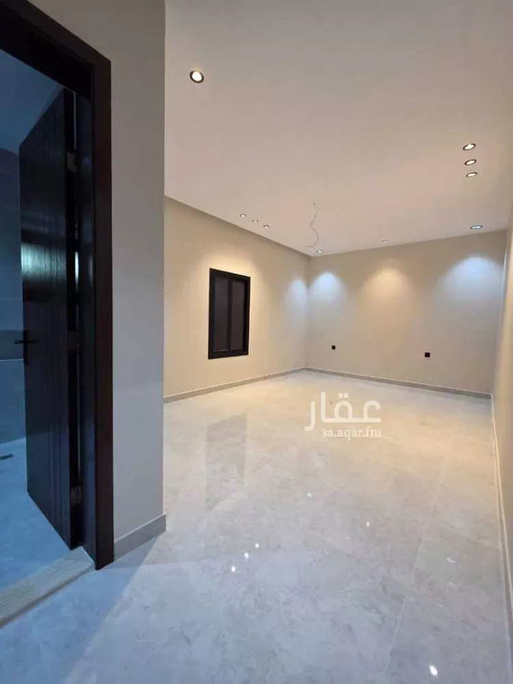 فيلا للبيع في شارع عبد الرحمن بن علي الطبري, حي الرحمانية, مدينة جدة, منطقة مكة المكرمة صورة 4