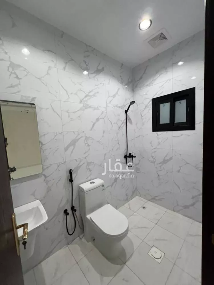فيلا للبيع في شارع يوسف بن أبي شكر, حي الفلاح, مدينة جدة, منطقة مكة المكرمة صورة 5
