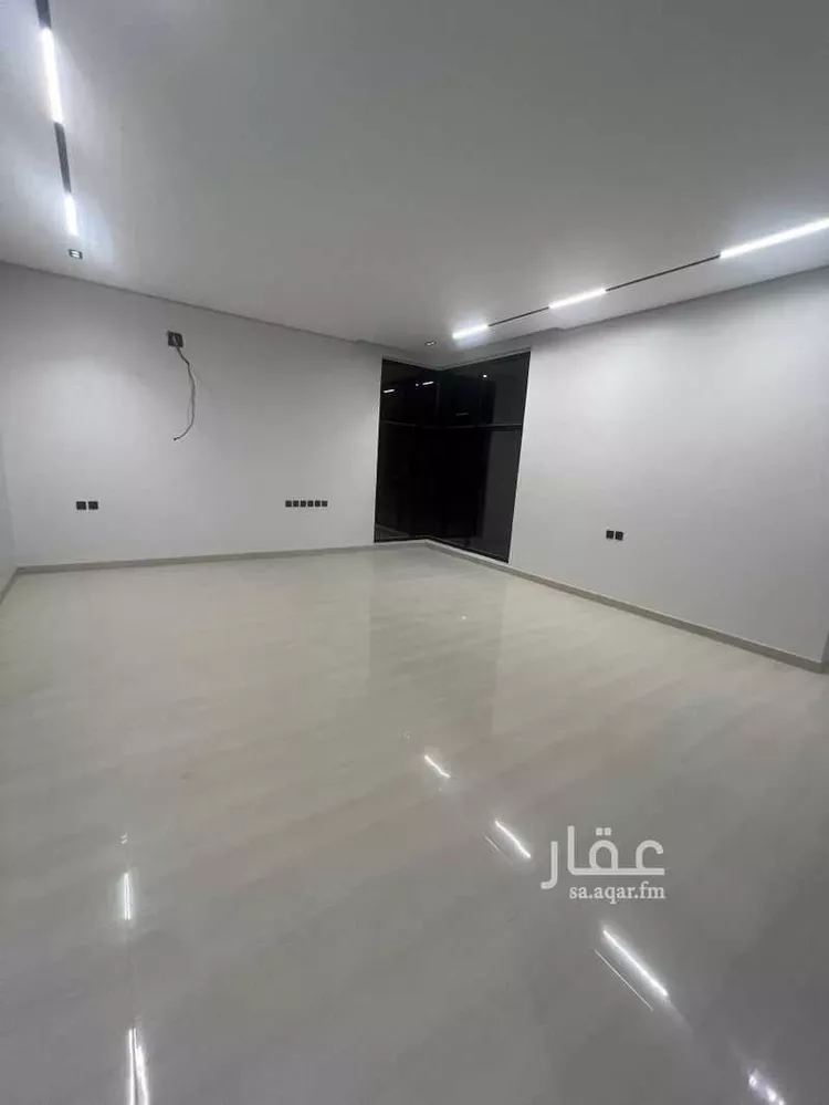 فيلا للبيع في شارع البليدة, حي السعادة, مدينة الرياض, منطقة الرياض صورة 4