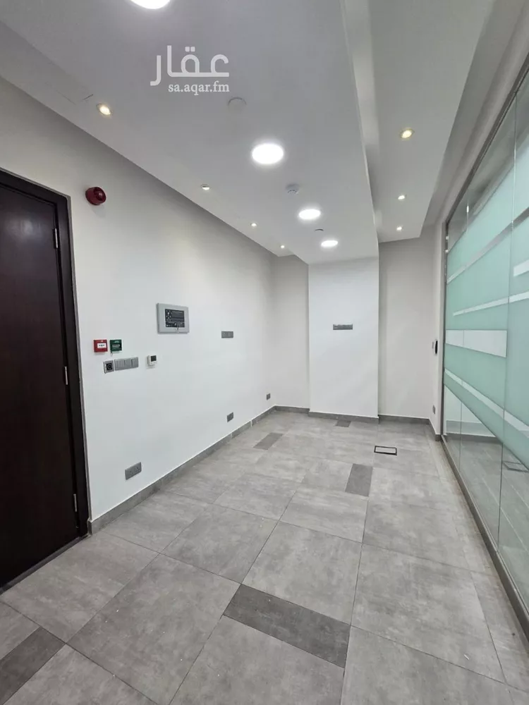 Commercial Office for Rent in Jeddah Ash Shati صورة 4