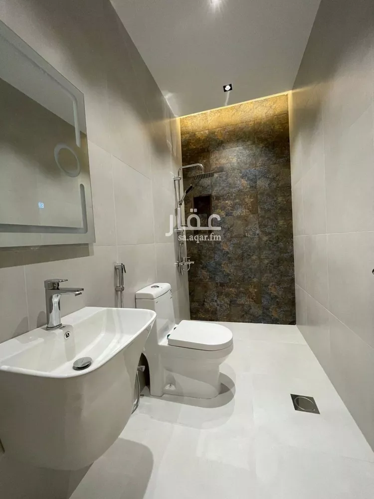شقة للإيجار في شارع عرفجه بن أسعد, حي الصفاء, مدينة جدة, منطقة مكة المكرمة صورة 2