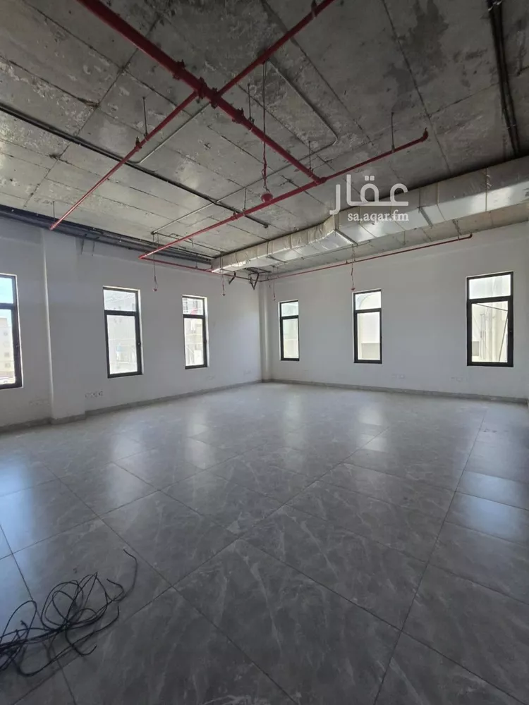 Commercial Office for Rent in Jeddah An Nuzhah صورة 3