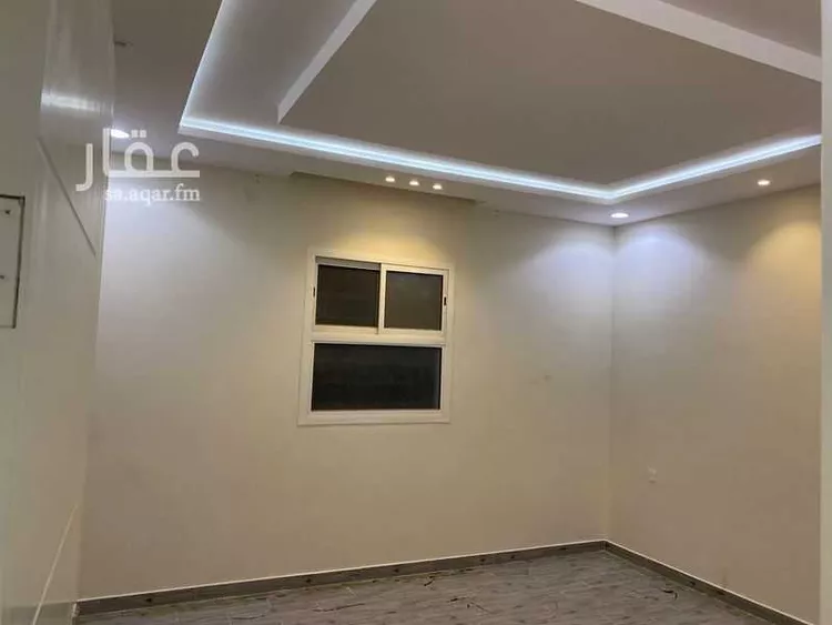 دور للبيع في شارع عاقل بن حبيب ، حي عكاظ ، الرياض ، منطقة الرياض صورة 5