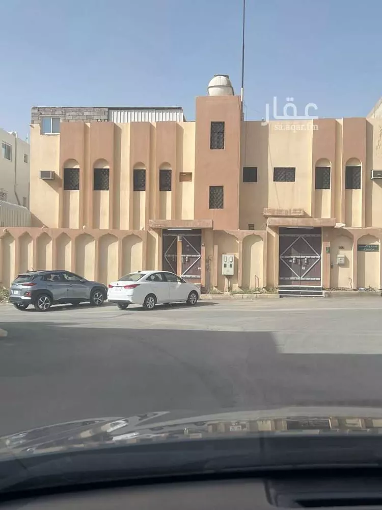 دور للإيجار في شارع الأنجب ، حي العريجاء الغربي ، الرياض ، منطقة الرياض