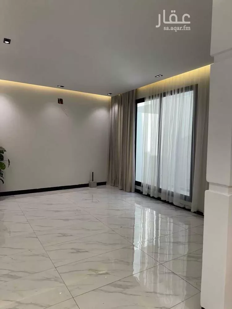 فيلا للبيع في شارع 5321505, حي بدر, مدينة الرياض, منطقة الرياض 1 صورة