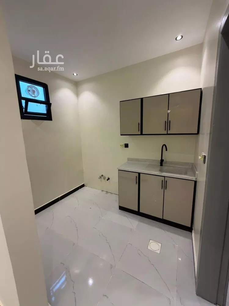 شقة للإيجار في شارع عبدالله بن سلمه, حي العليا, مدينة الرياض, منطقة الرياض