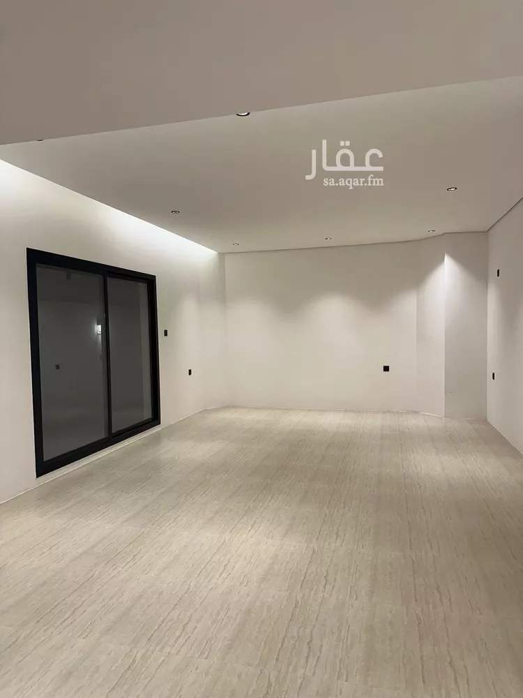 Floor for Sale in Riyadh Al Aqiq 8