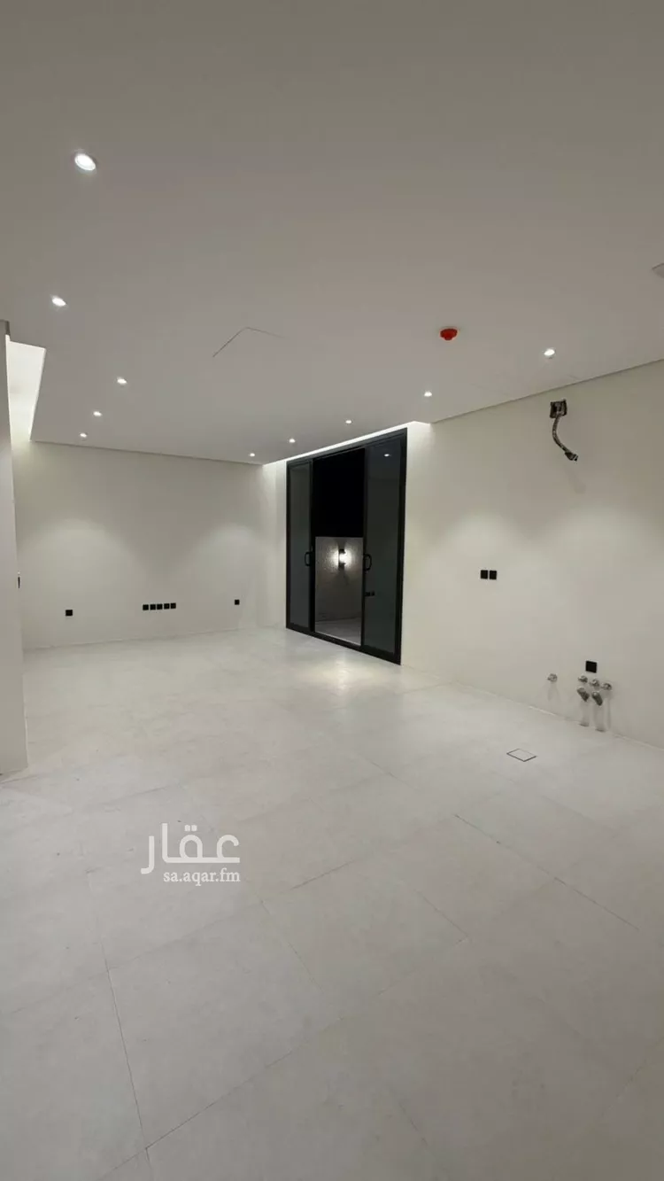 دور للبيع في شارع غزوة بدر, حي مغرزات, مدينة الرياض, منطقة الرياض صورة 5