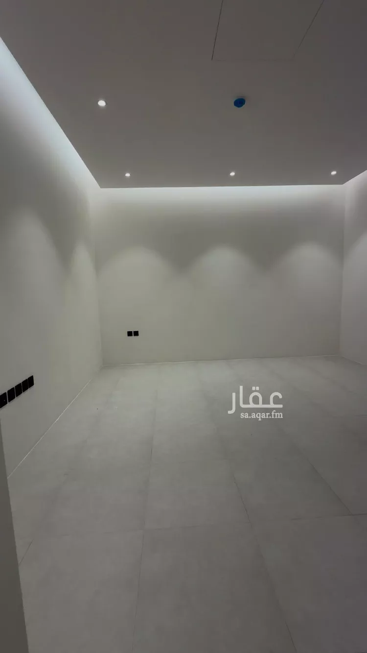 دور للبيع في شارع غزوة بدر, حي مغرزات, مدينة الرياض, منطقة الرياض صورة 2