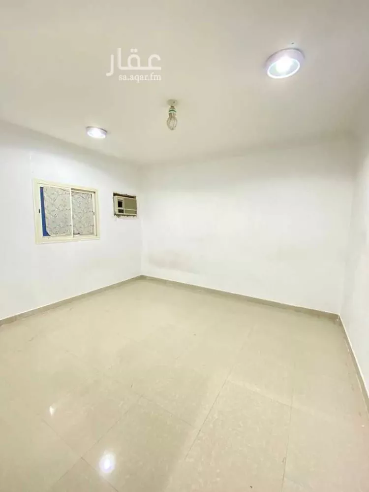 شقة للإيجار في شارع رقم 140 ، حي ظهرة لبن ، الرياض ، منطقة الرياض صورة 2
