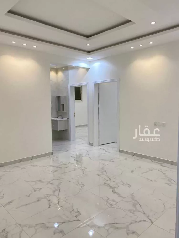 فيلا للإيجار في شارع الرياض, حي الضاحي الشرقي, مدينة بريدة, منطقة القصيم صورة 2