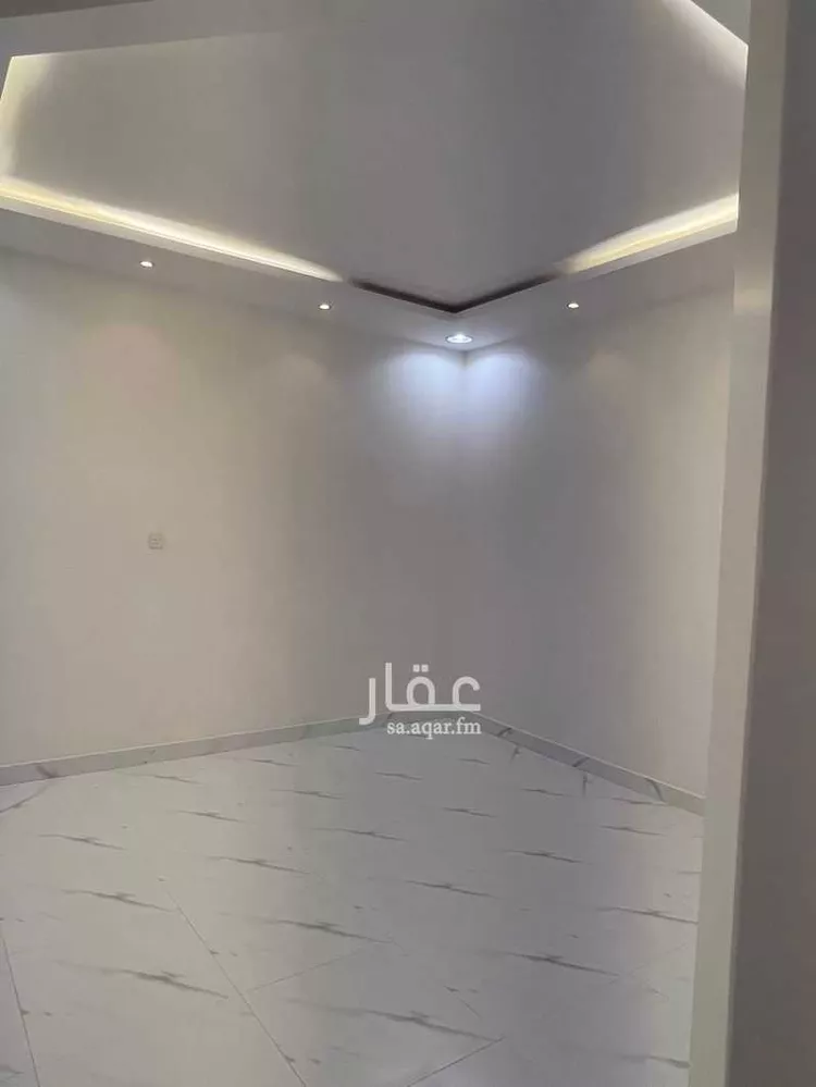 شقة للإيجار في شارع علي الخزاعي, حي الضاحي الشرقي, مدينة بريدة, منطقة القصيم صورة 2