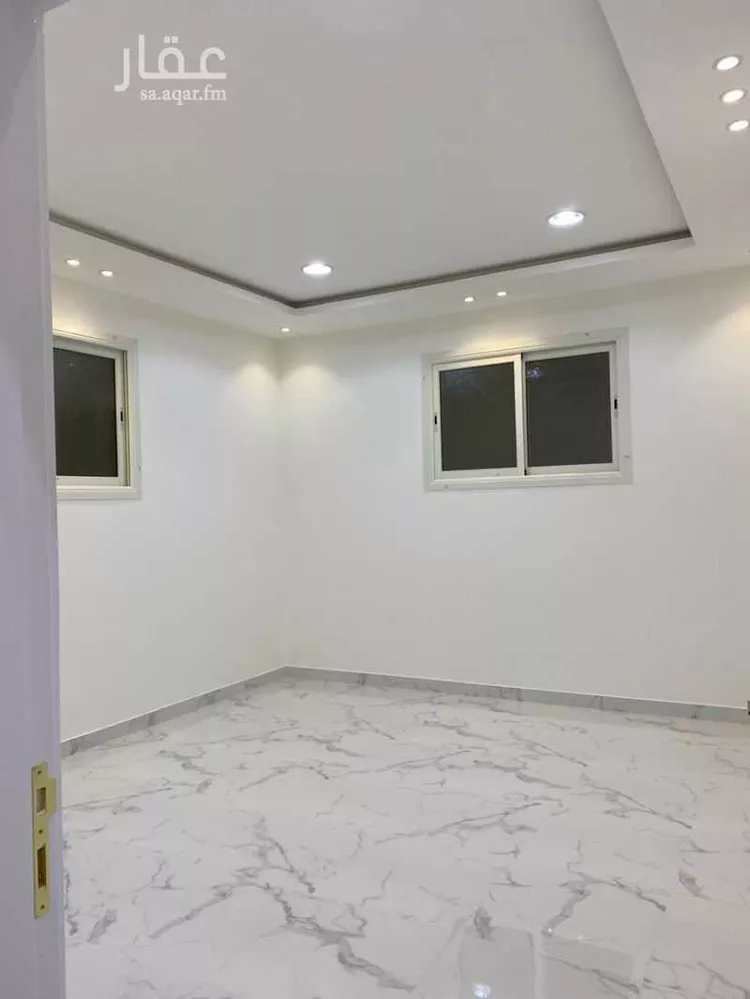 فيلا للإيجار في شارع الرياض, حي الضاحي الشرقي, مدينة بريدة, منطقة القصيم صورة 3