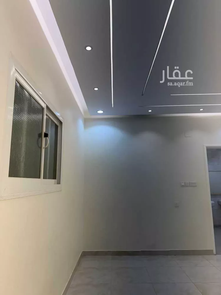 فيلا للإيجار في شارع الرياض, حي الضاحي الشرقي, مدينة بريدة, منطقة القصيم صورة 2