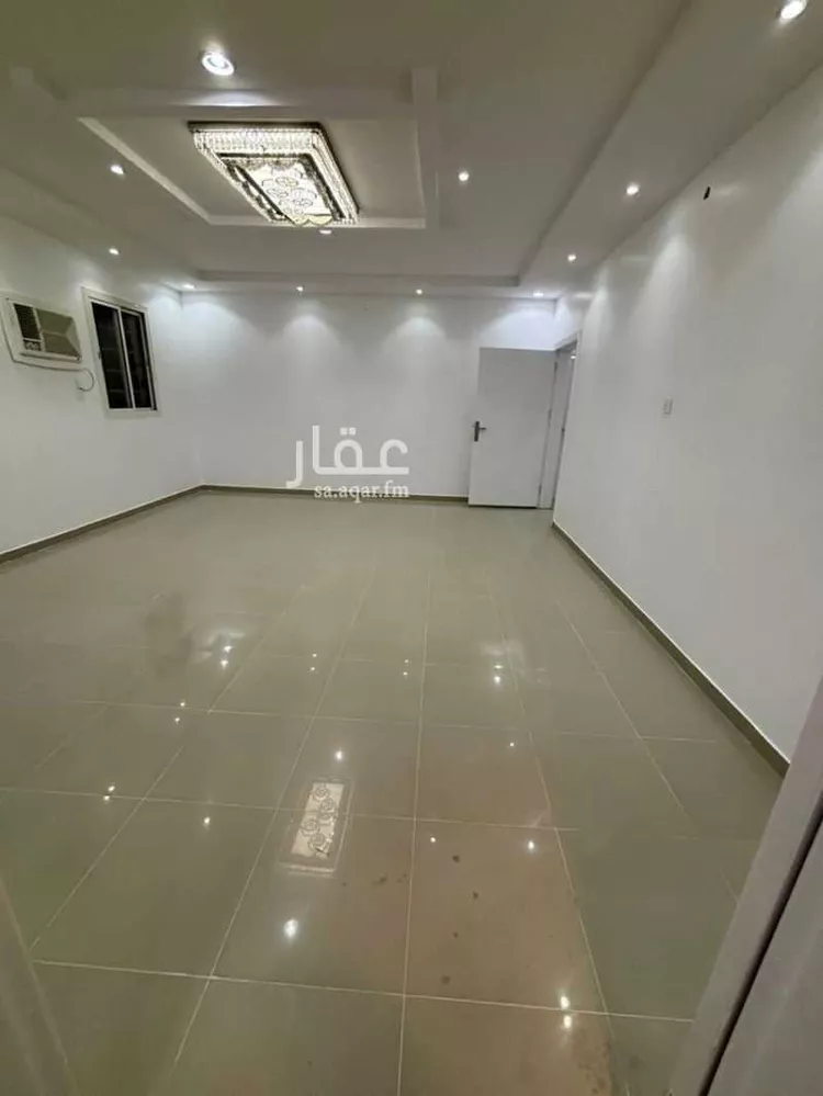 شقة للبيع في شارع الشهاب الربيعي, حي الحلقة الغربية, مدينة الطائف, منطقة مكة المكرمة صورة 3