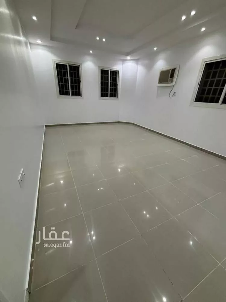 شقة للبيع في شارع الشهاب الربيعي, حي الحلقة الغربية, مدينة الطائف, منطقة مكة المكرمة صورة 4