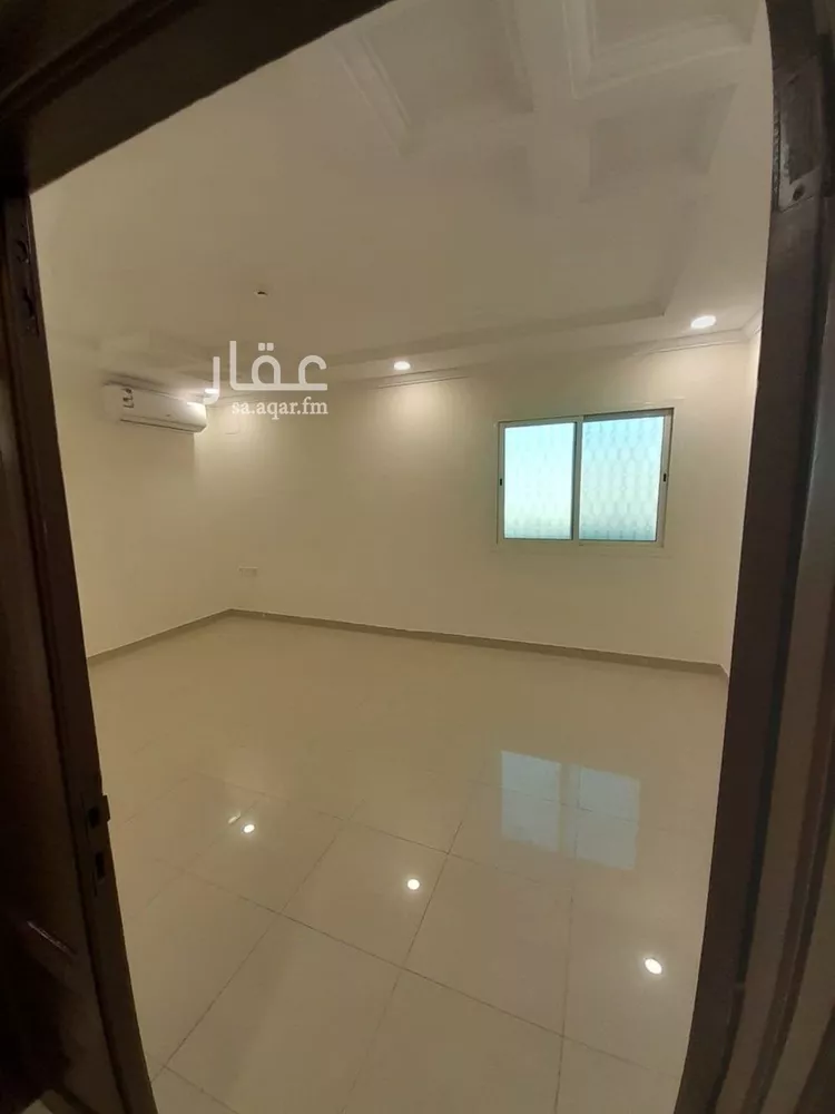 شقة للإيجار في شارع عنيزة, حي الريان, مدينة الرياض, منطقة الرياض صورة 2