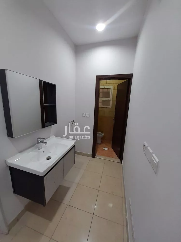 شقة للإيجار في شارع ابي بكر الصديق الفرعي, حي المصيف, مدينة الرياض, منطقة الرياض صورة 3