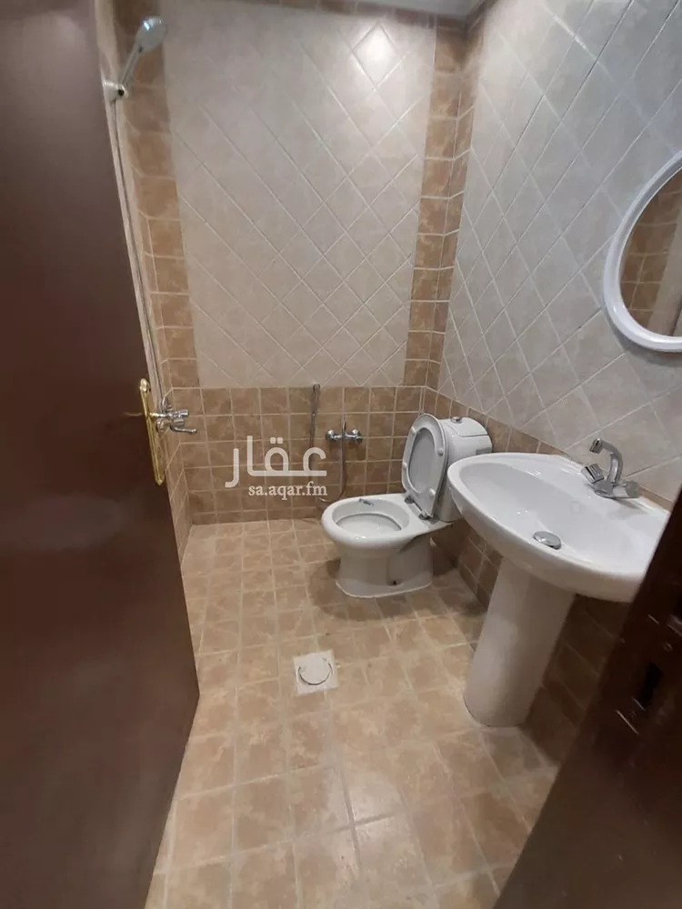 دور للإيجار في شارع عبدالمغيث الحربي, حي أم الحمام الغربي, مدينة الرياض, منطقة الرياض صورة 4