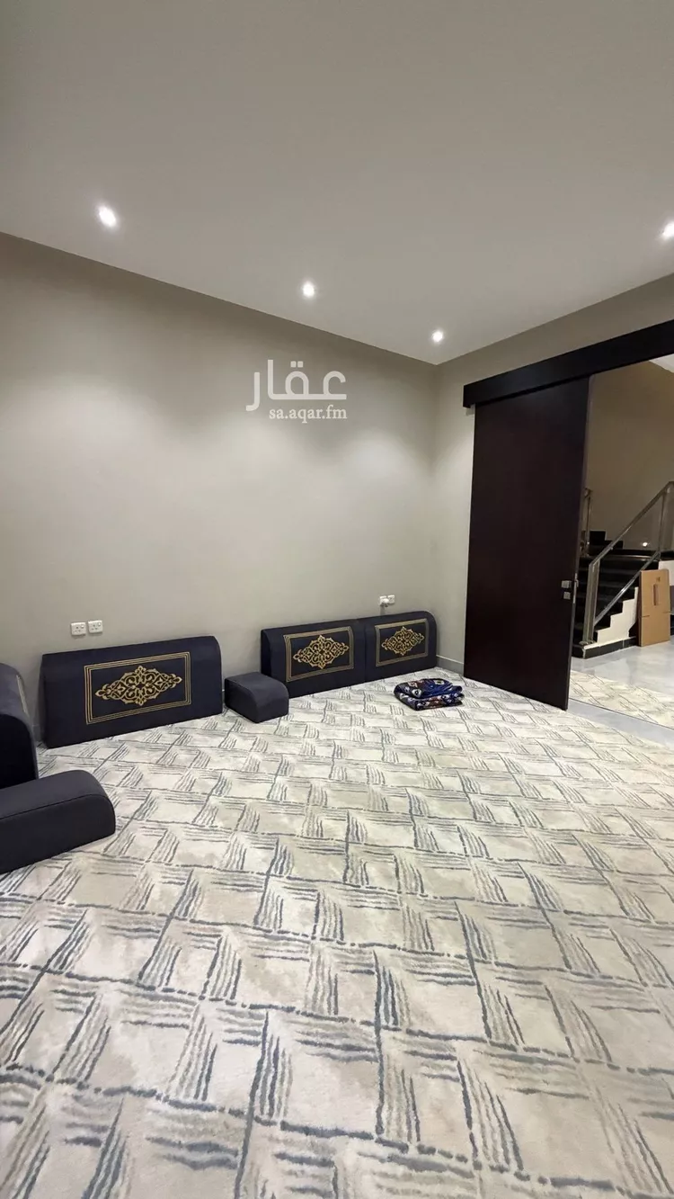 فيلا للإيجار في شارع يحيى بن جزلة, حي الرمال, مدينة الرياض, منطقة الرياض 14