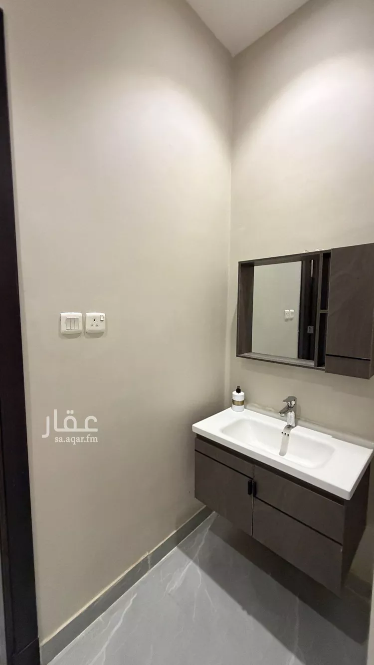فيلا للإيجار في شارع يحيى بن جزلة, حي الرمال, مدينة الرياض, منطقة الرياض 18