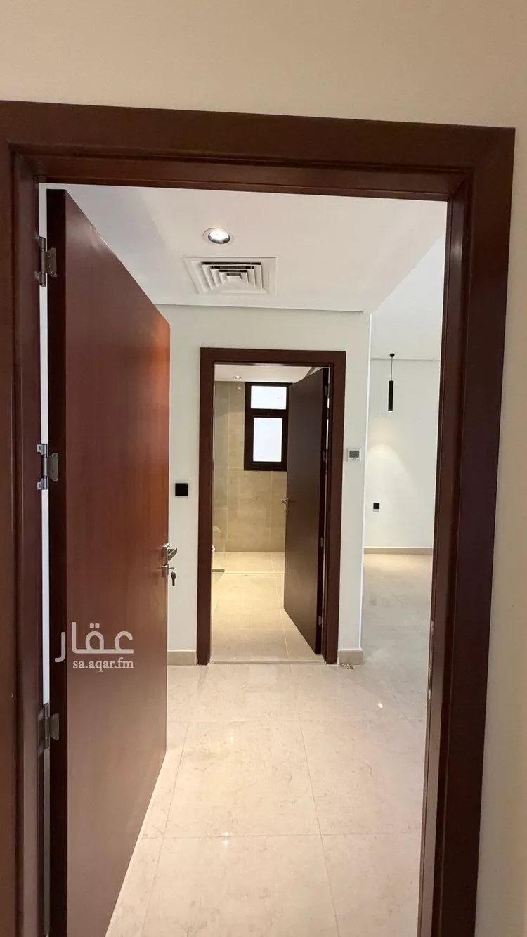 فيلا للإيجار في شارع مشروع رواء, حي مطار الملك خالد الدولي, مدينة الرياض, منطقة الرياض 17