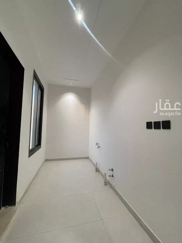 شقة للبيع في شارع النفوذ, حي عكاظ, مدينة الرياض, منطقة الرياض صورة 3