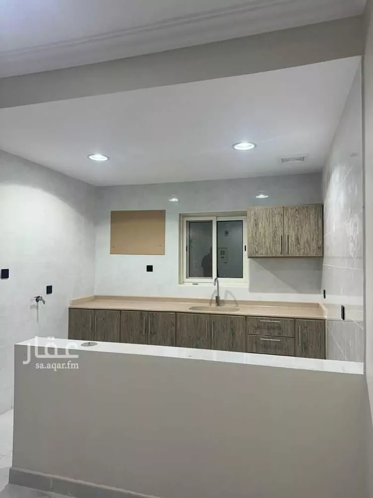 عمارة للإيجار في شارع 11, حي الضباب, مدينة الجبيل, المنطقة الشرقية صورة 3