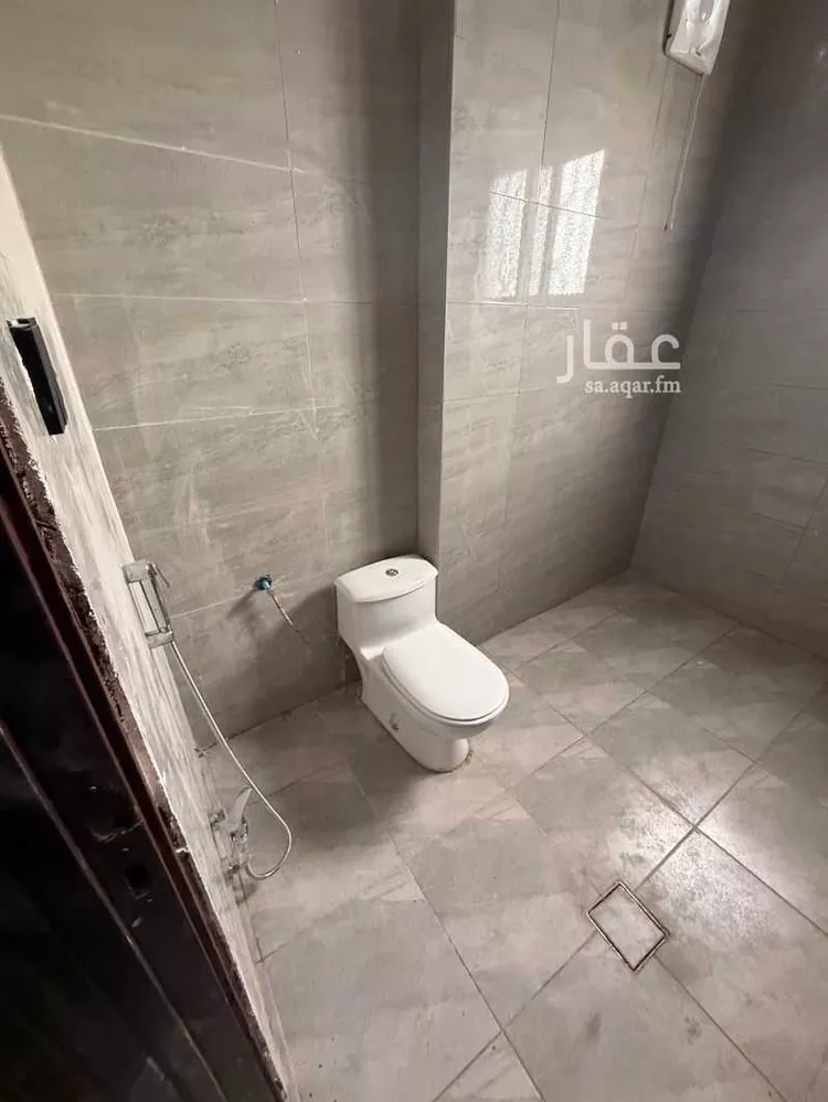 فيلا للبيع في شارع شائع, حي بدر, مدينة الرياض, منطقة الرياض صورة 3