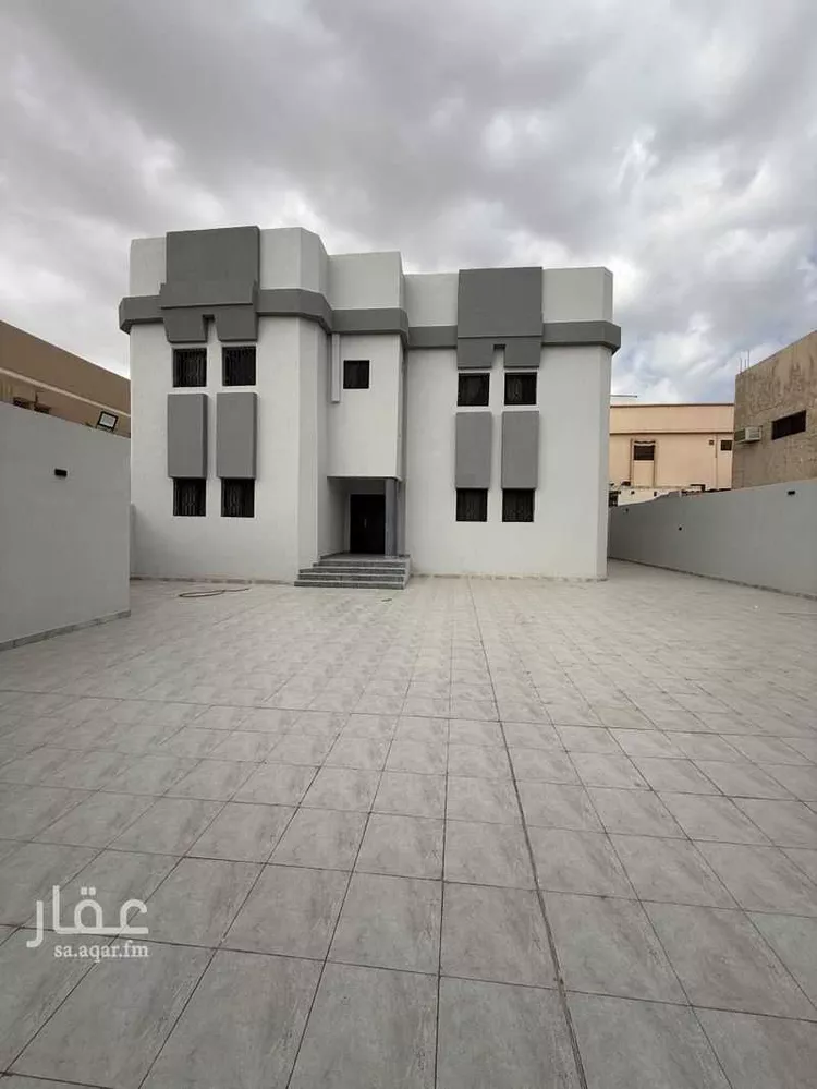 فيلا للبيع في شارع شائع, حي بدر, مدينة الرياض, منطقة الرياض