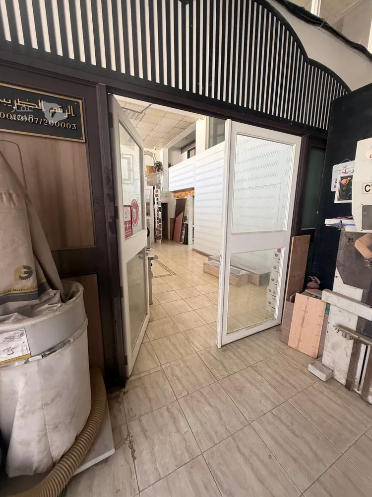 عمارة للبيع في شارع إسماعيل بن يوسف, حي الصناعية, مدينة الرياض, منطقة الرياض صورة 3