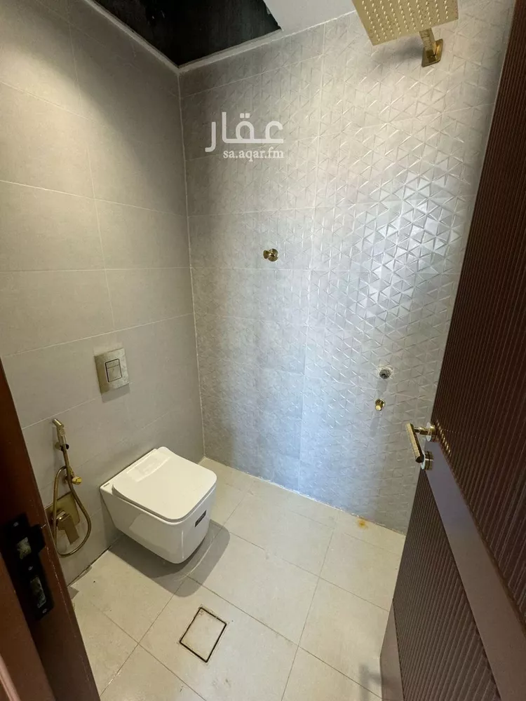 فيلا للبيع في شارع وادي فاطمة, حي ضاحية نمار, مدينة الرياض, منطقة الرياض صورة 4