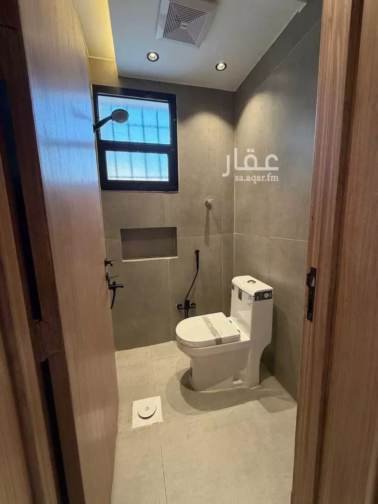 Floor for Sale in Riyadh Al Bariah