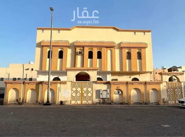 فيلا للبيع في شارع سليم بن مطير, حي سكة الحديد, مدينة المدينة المنورة, منطقة المدينة المنورة
