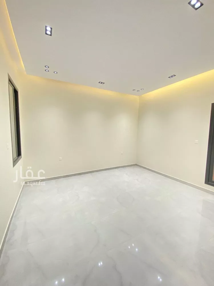 Floor for Rent in Riyadh King Fahd 11