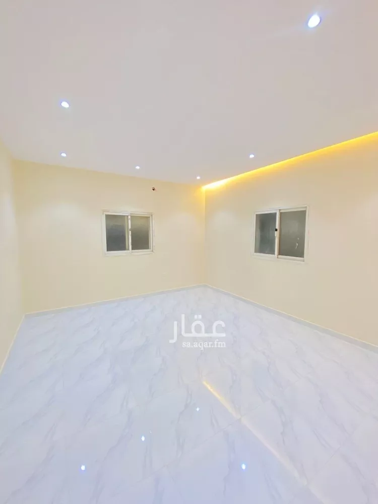 شقة للإيجار في شارع حارثه بن عدي, حي الوزارات, مدينة الرياض, منطقة الرياض صورة 3