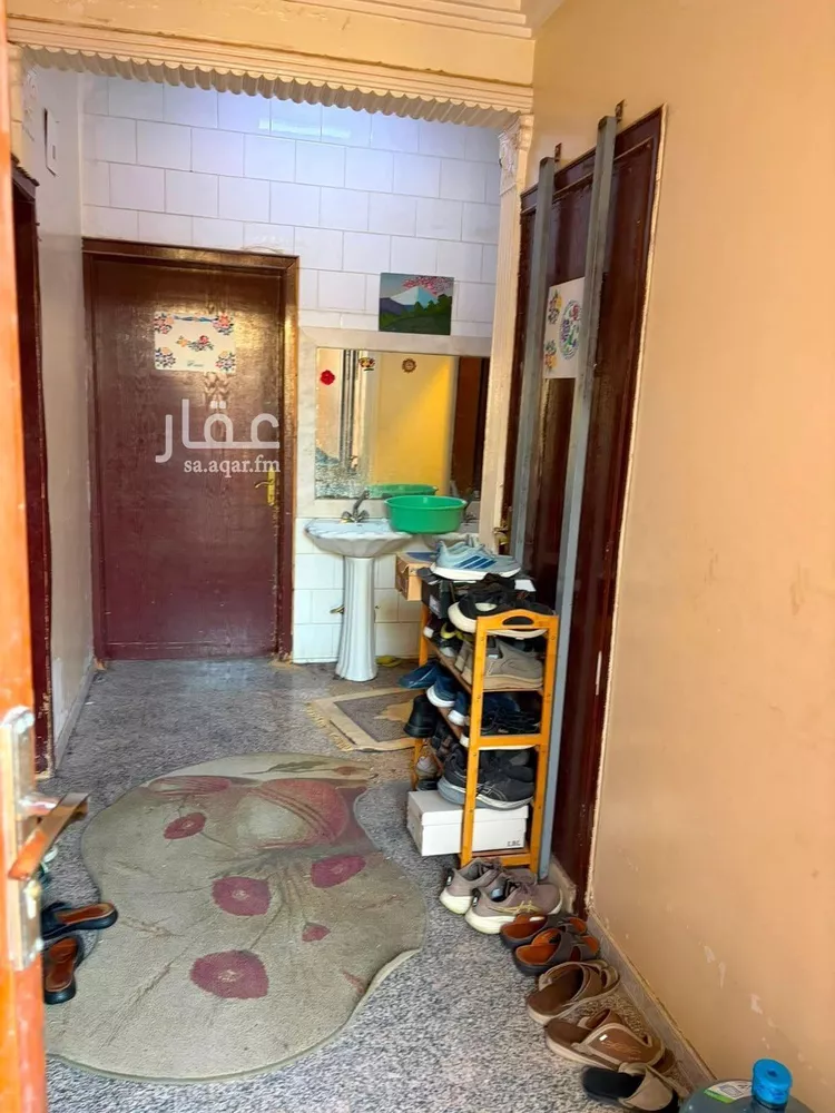 فيلا للبيع في شارع شهيد الدين ثم الوطن عبدالمغنى عواض الث, حي الشهداء, مدينة الرياض, منطقة الرياض صورة 4