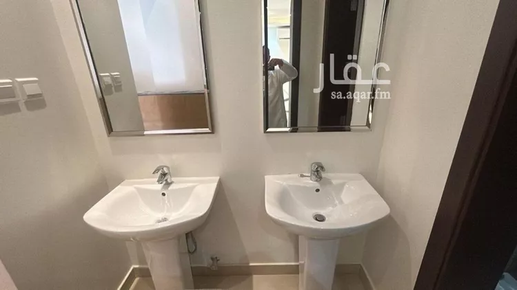 شقة للإيجار في شارع القطار, حي الندى, مدينة الرياض, منطقة الرياض 9