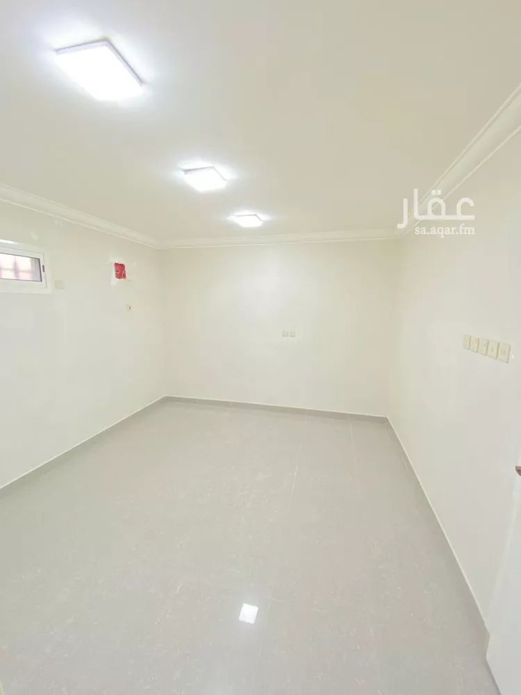 شقة للإيجار في شارع كعب بن زهير, حي السويدي, مدينة الرياض, منطقة الرياض 8