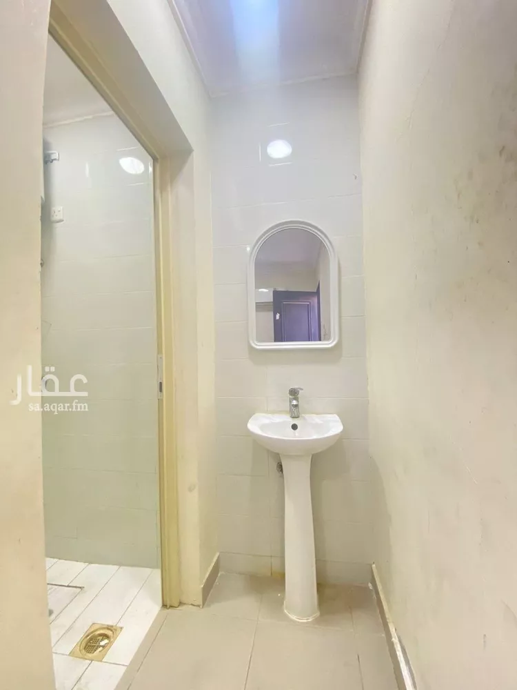 غرفة للإيجار في شارع رقم 140, حي الياسمين, مدينة الرياض, منطقة الرياض صورة 5