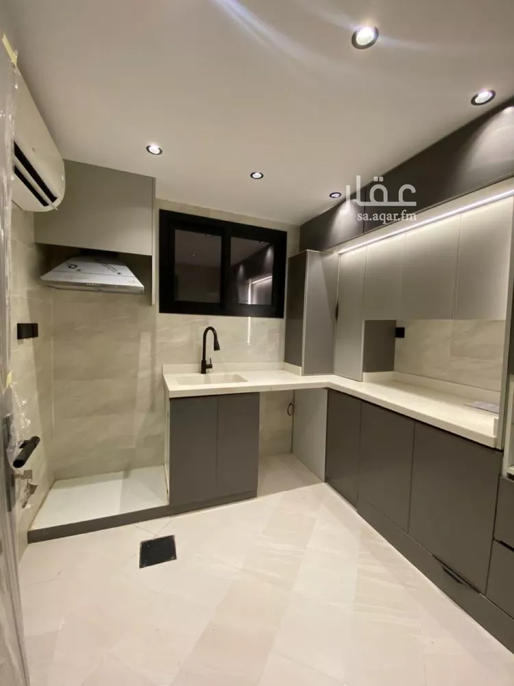 Apartment for Rent in Riyadh Al Wizarat 7